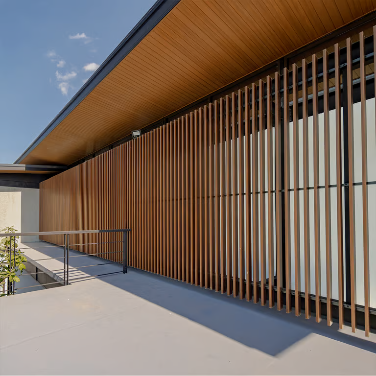 VIGAS WPC 45x90 - Teak - Imagen 3